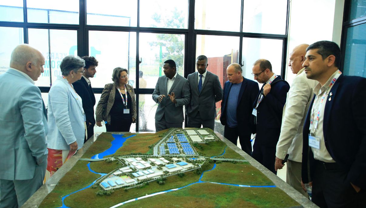 Economic Growth Slide 3